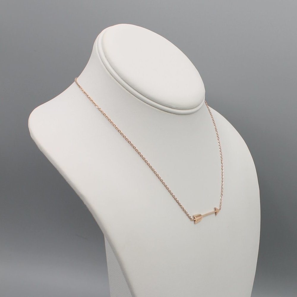 Arrow love bar necklace rose gold tone - Picture 4 of 6